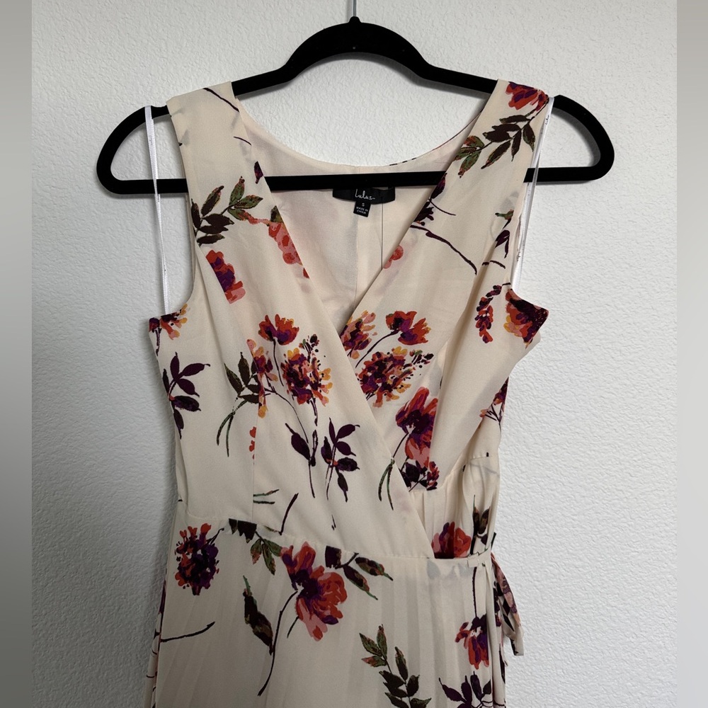 Lulus floral wrap maxi dress - Picture 4 of 8